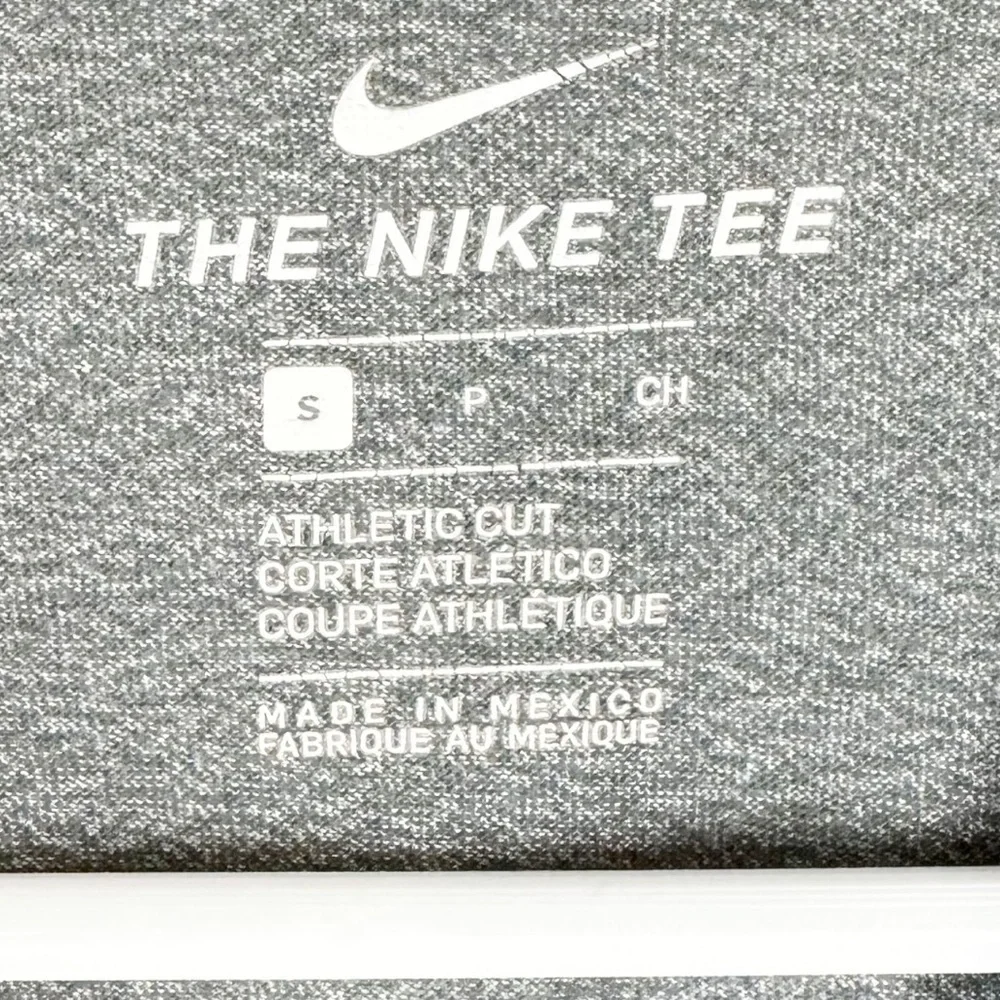 Nike LSU Embroidered Athletic Cut Crew Neck Short Sleeve Shirt Size Small